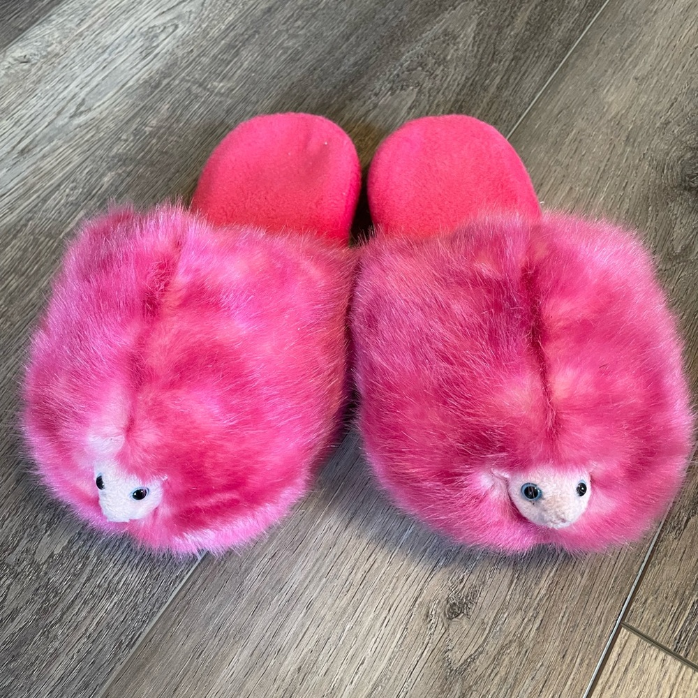 Harry Potter Pygmy puff slippers!